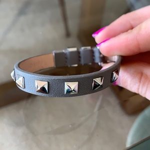 Grey and silver buckle bracelet